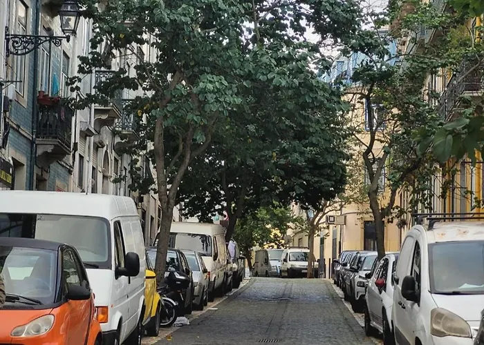 Δωμάτια σε οικογενειακή κατοικία Yes Bankbad *